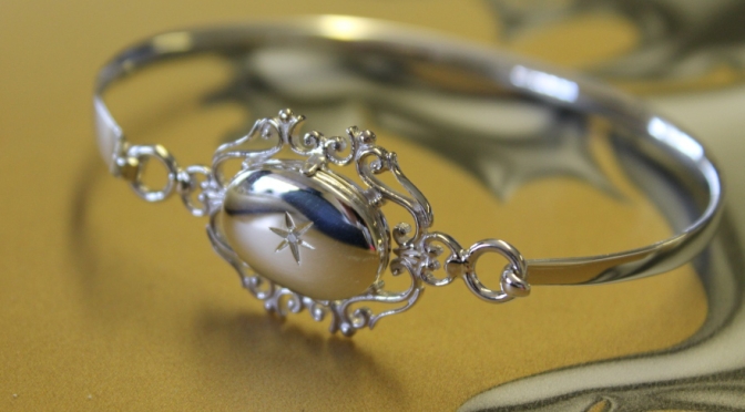 Exclusive Sterling Silver Locket designs, New for 2014/15.  Come and get your Lockets!
